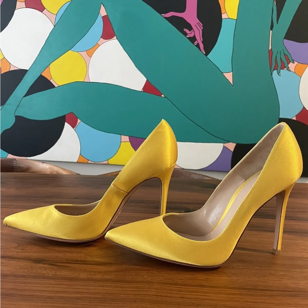 New Gianvitto Rossi Yellow Satin heels 38